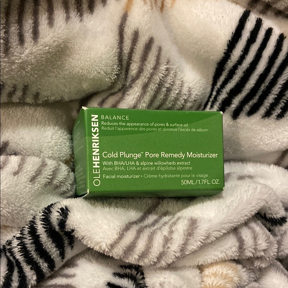 Ole Henriksen Cold Plunge Pore Remedy Moisturizer - Green